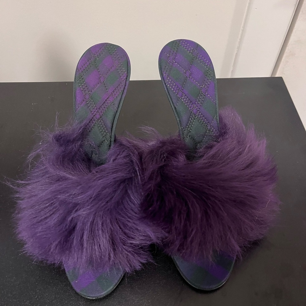 Burberry Purple Slippers with Fluffy Pom-Poms